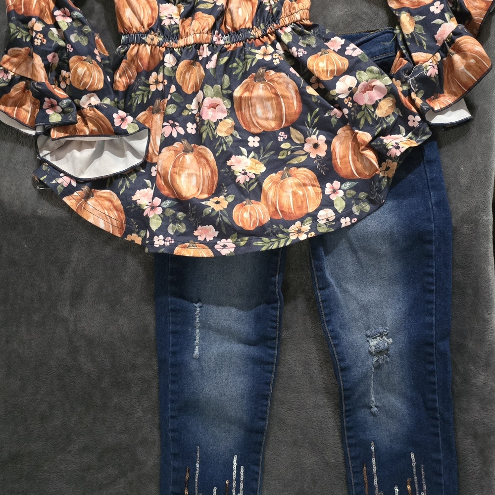 Floral Pumpkin Print Top and Blue Jeans Set